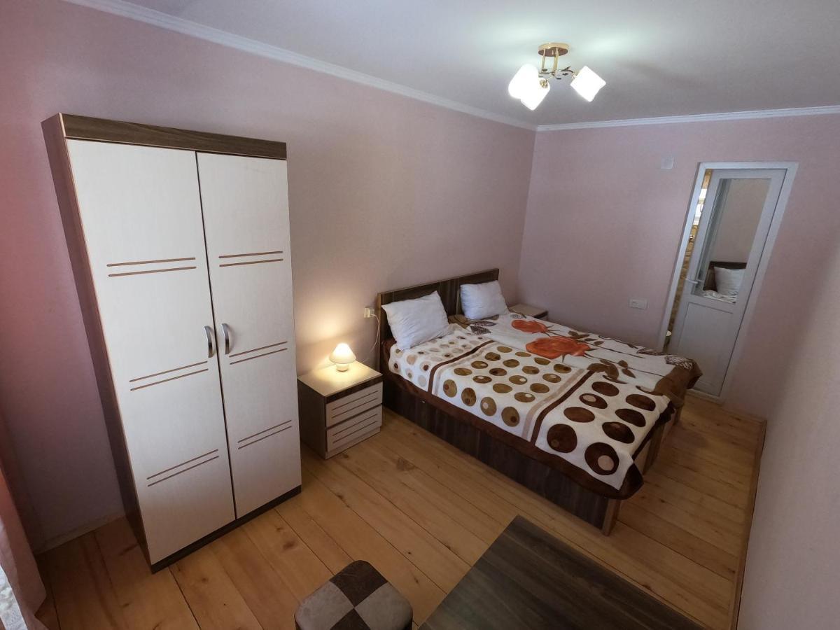 Girgola Bed & Breakfast Mestia Exterior photo