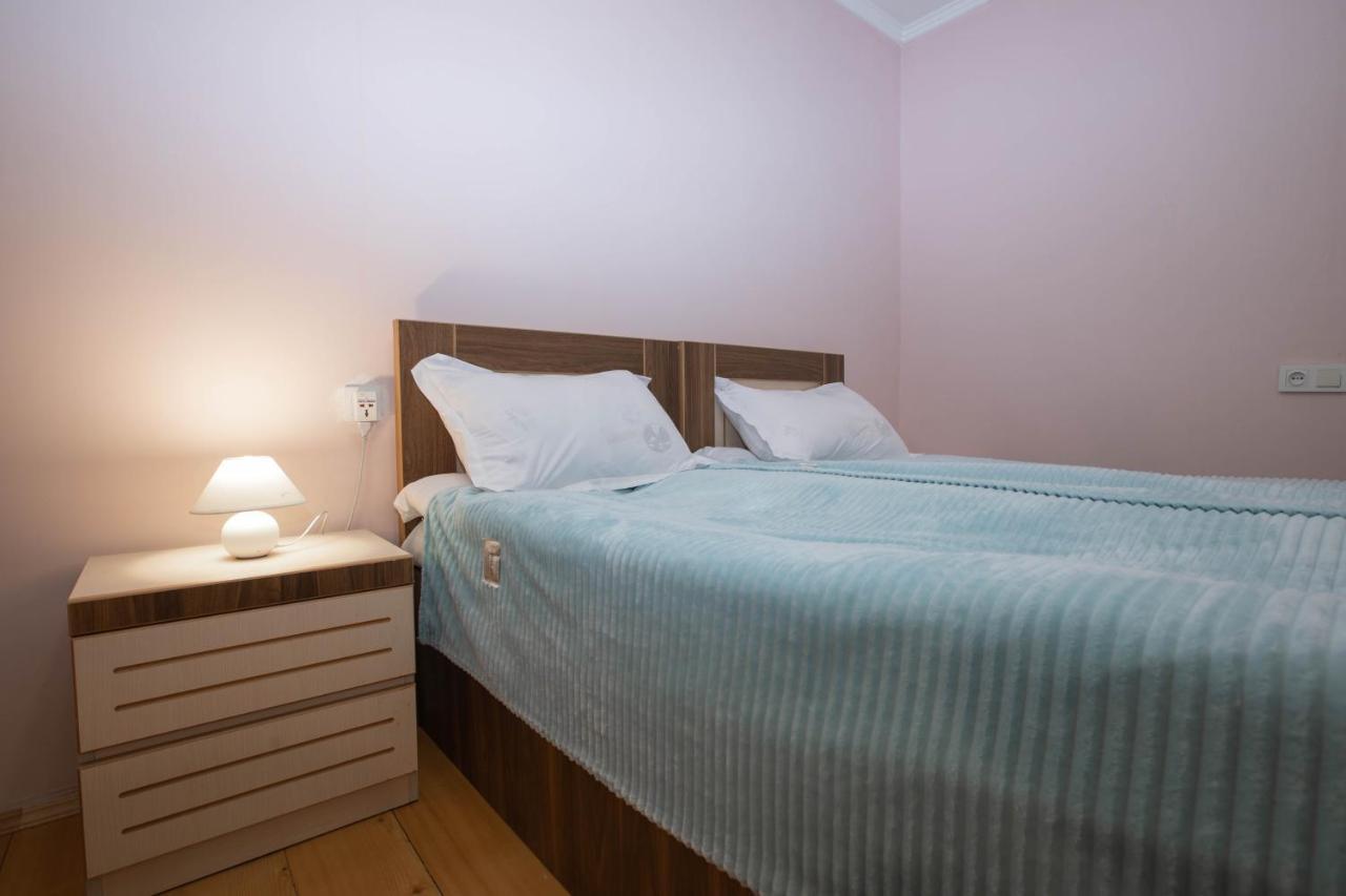 Girgola Bed & Breakfast Mestia Exterior photo